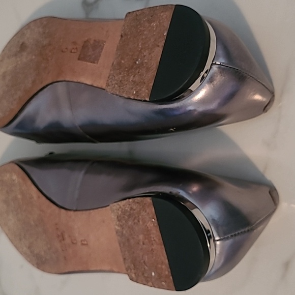 Coach Walsh Silver Metallic Mirror Leather Black Suede Pointed Toe Flats Shoes 6 - Picture 13 of 14